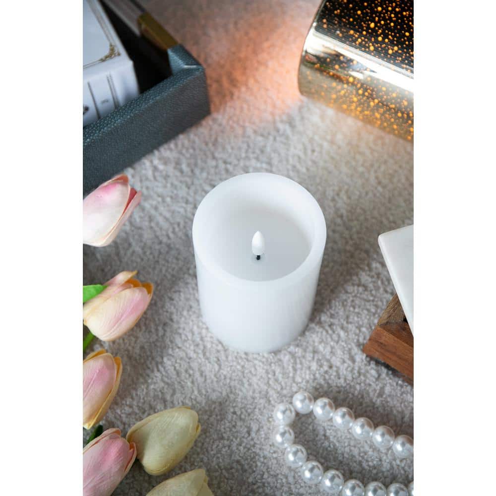 Set of 3 White Flameless LED Decorative Candles with Remote Timer