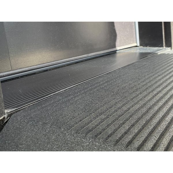 1'6x2'4 Crochet Utility Doormat Gray - Threshold™