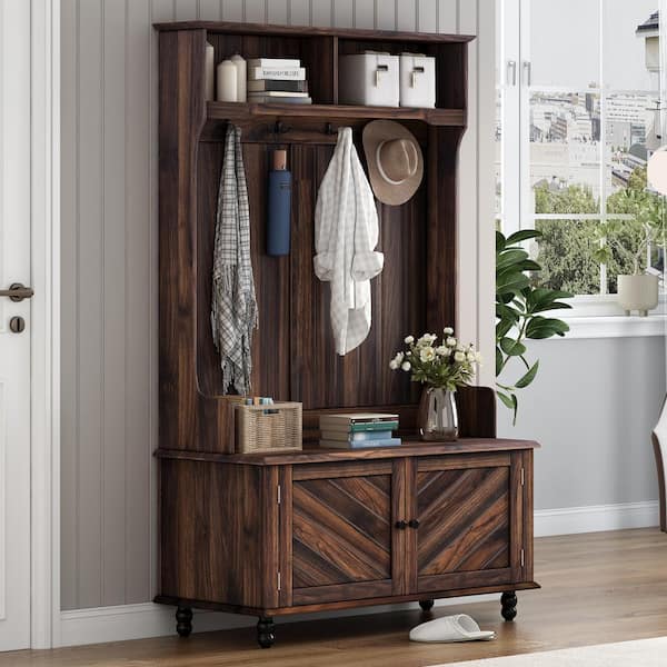 Linen Cabinets & Hall Closet