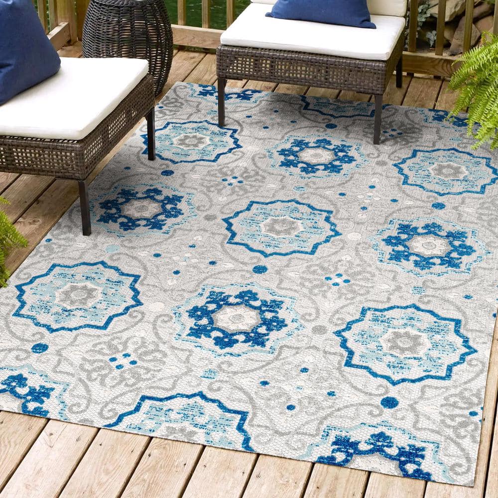 Mediterranean Medallion Blue Khaki 4'x6' Easy-Care Area Rug