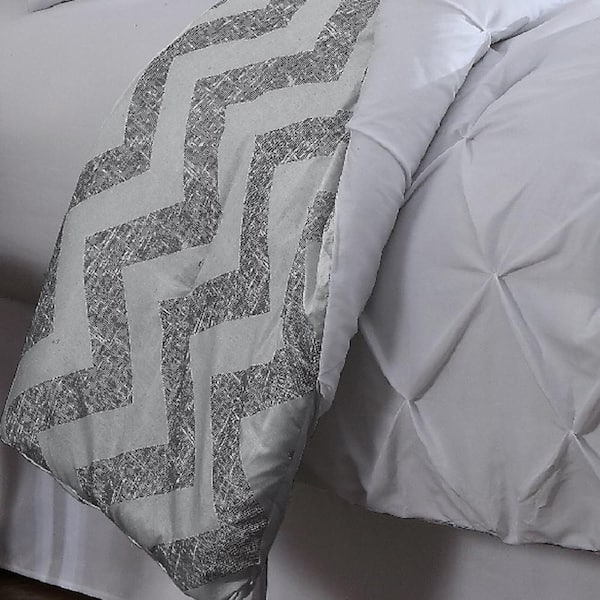 Twin Blue Details about   Avondale Manor Cherie 6-piece Comforter Set 