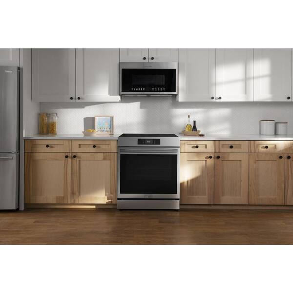 https://images.thdstatic.com/productImages/0700648d-4390-4b94-8093-f033bc41f41f/svn/smudge-proof-stainless-steel-frigidaire-gallery-single-oven-electric-ranges-gcfi3060bf-c3_600.jpg