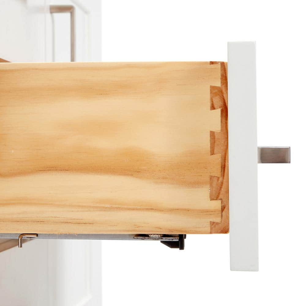 Magnolia 48" White Hardwood Freestanding Bathroom Vanity with Quartz Top