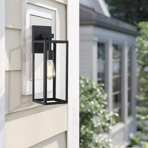 https://images.thdstatic.com/productImages/070b9dac-2761-4e04-a94b-01c227b68a96/svn/matte-black-hukoro-outdoor-sconces-f17711-bk-1f_600.jpg