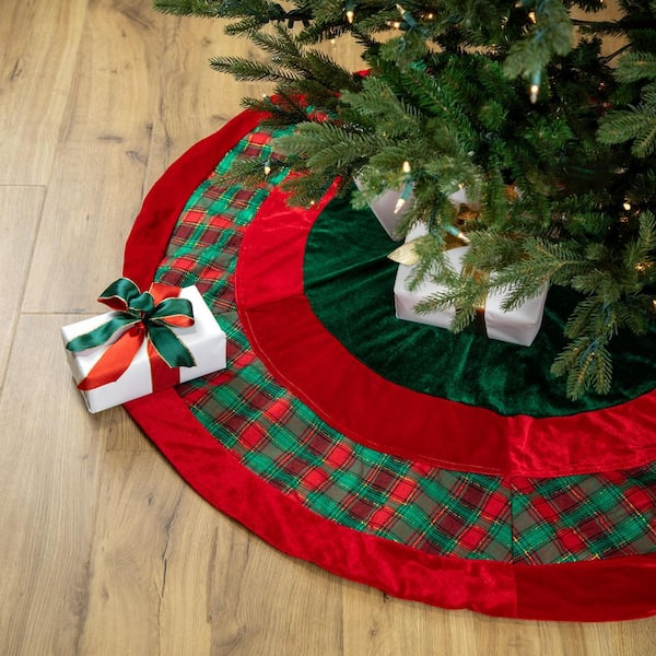 maroon tree skirt