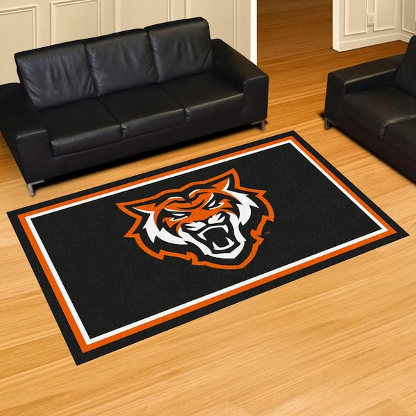 FANMATS Chicago Bears 5ft. x 8 ft. Plush Area Rug