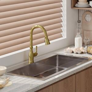 3-Spray Patterns Single Handle Pull Down Sprayer Kitchen Faucet with Deck Plate and Ceramic Cartridge in Brushed Gold