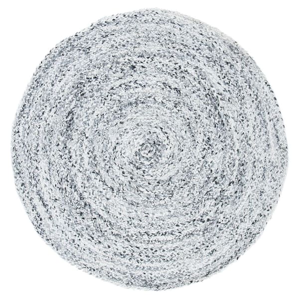 SAFAVIEH Braided Ivory Black 6 ft. x 6 ft. Border Chevron Round Area Rug
