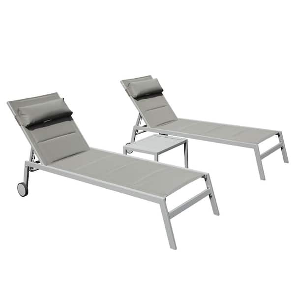Zeus & Ruta 3-Piece Metal Frame Gray Fabric Outdoor Chaise Lounge with Side Table, Wheels and Adjustable Backrest for Poolside