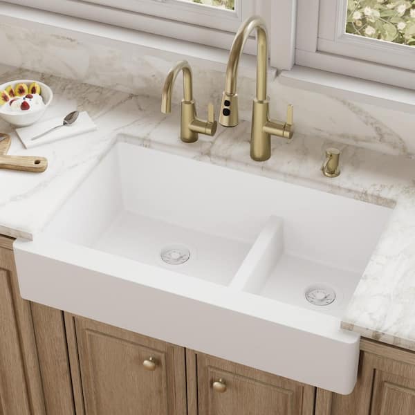 Retrofit Farmhouse/Apron-Front Quartz/Granite Composite 34 in. Double Offset Bowl Kitchen Sink in White