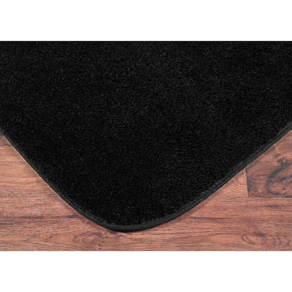 Black Traditional Plush Nylon 5-Piece Bath Rug Set