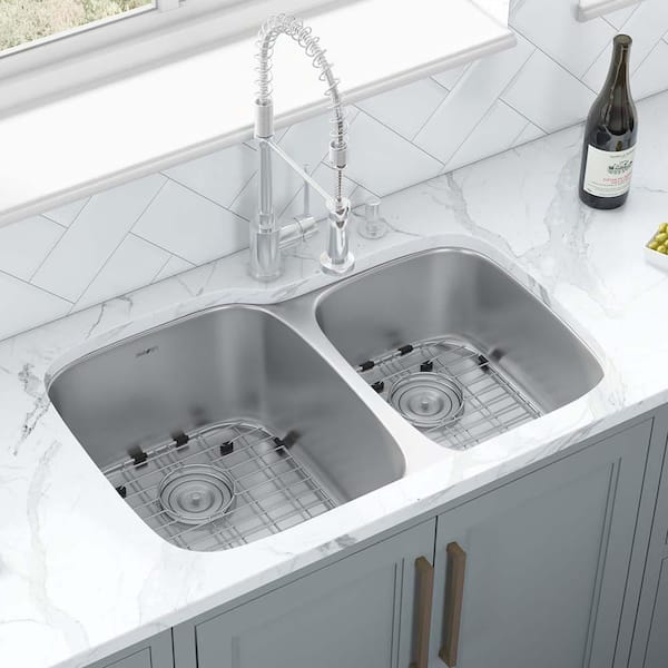Parmi 32 in. Undermount 60/40 Double Bowl 16-Gauge Stainless Steel Kitchen Sink with Gently Rounded Corners