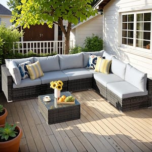 Gemini 7-Piece Wicker Outdoor Sectional Set with Light Gray Cushions