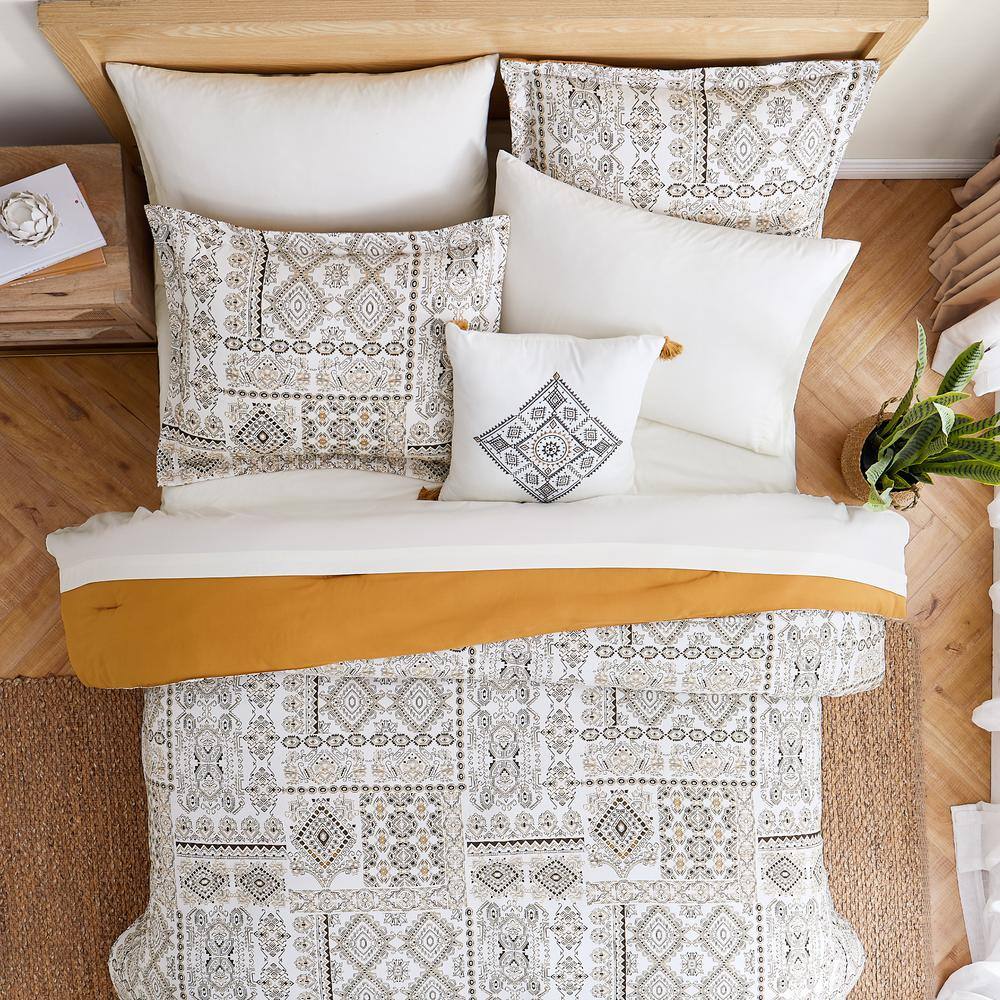 Gray Twin Reversible Microfiber Comforter Set with Printed Design