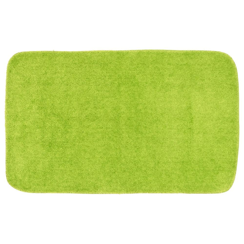 Garland Rug 30 in. x 50 in. LimeAid Green Traditional Plush Nylon