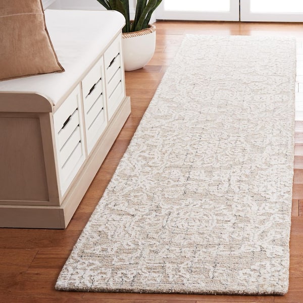 Metro 2 ft. x 9 ft. Beige/Ivory Distressed Marle Runner Rug