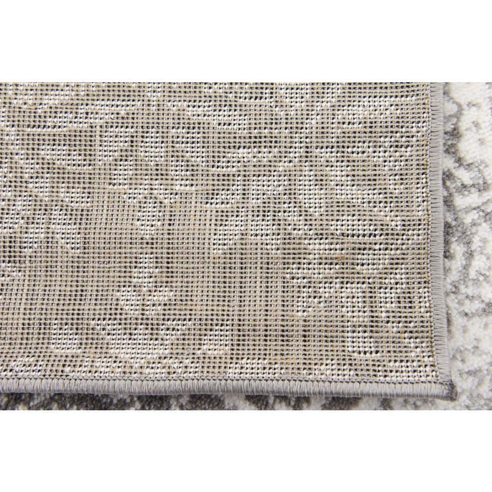Grand Sofia Gray & Ivory 4'1" x 6'1" Rectangular Easy-Care Rug