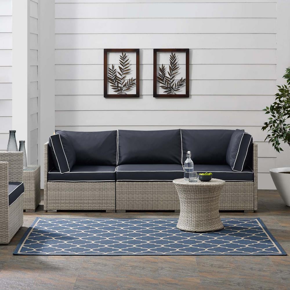 Elegant Blue and Beige Trellis 8'x10' Synthetic Area Rug