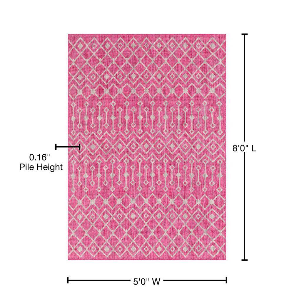 Fuschia Geometric Trellis 5'1" x 8' Outdoor Synthetic Rug