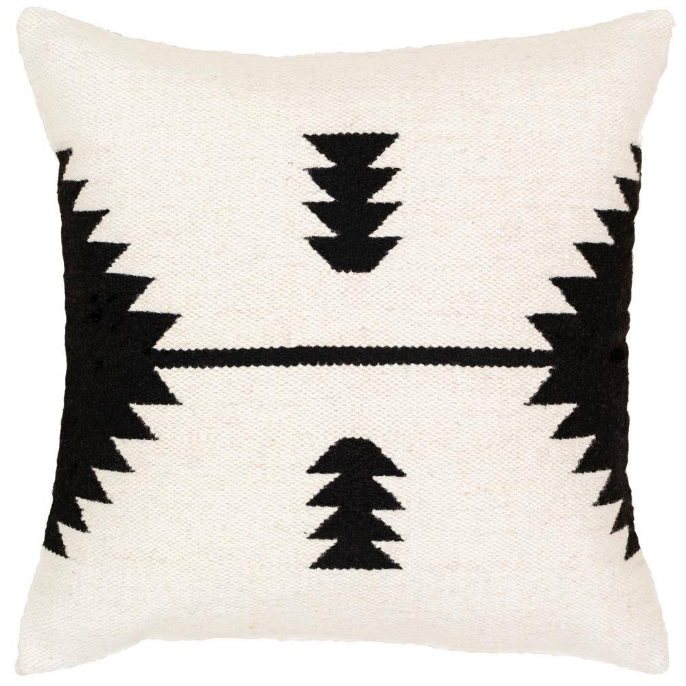 Ole Western Tribal Indoor / Outdoor Throw Pillows (DS)