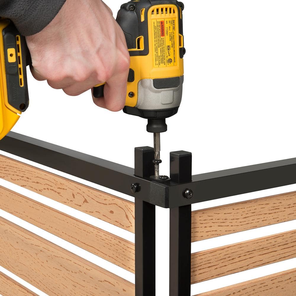 Cedar Vinyl No-Dig Privacy Screen Panels for Outdoor Use