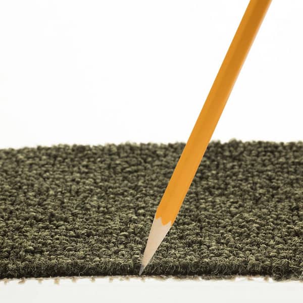 TrafficMaster Soma Lake - Lichen - Green 14 oz. SD Olefin Berber