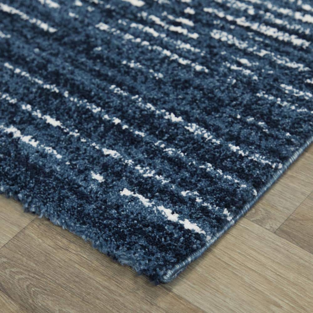 Madera Gray and White Synthetic Non-slip Rectangular Area Rug