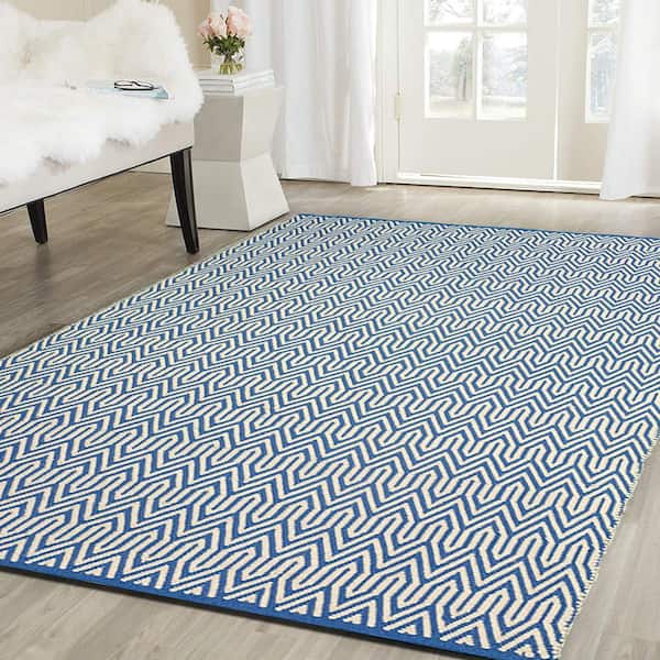 Inside-Out Blue 5 ft. x 8 ft. Indoor/Outdoor Area Rug