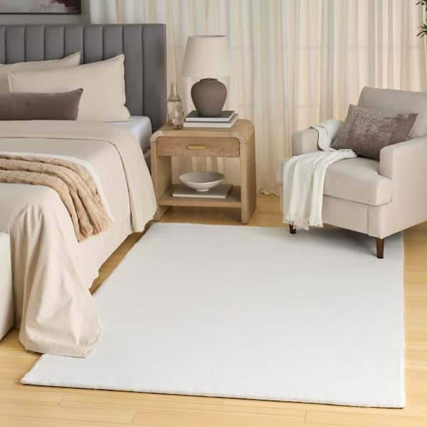Soft Plush Rabbit Fur White 8 ft. x 10 ft. Solid Contemporary Area Rug