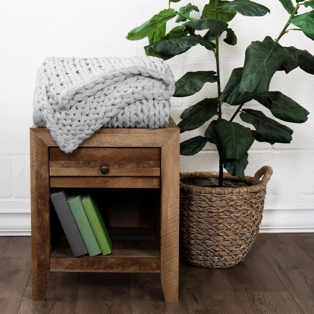 Luxurious Light Gray Chunky Knit Acrylic Throw Blanket