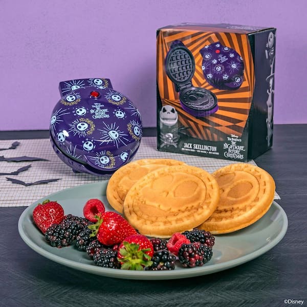 Uncanny Brands スターウォーズ ミニ Ewok ワッフルメーカー Uncanny Brands Star Wars Millennium Falcon Waffle Maker - Walmart.com