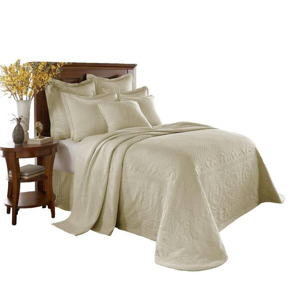 Historic Charleston Collection King Charles Ivory Matelasse Cotton King Bedspread