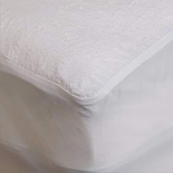 BedCare Classic Fitted Polyester Queen Travel Cover 17-2000 - The Home ...
