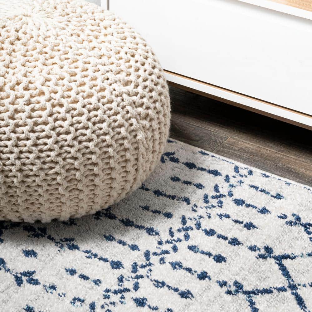 Ivory and Navy 4' x 6' Synthetic Trellis Area Rug