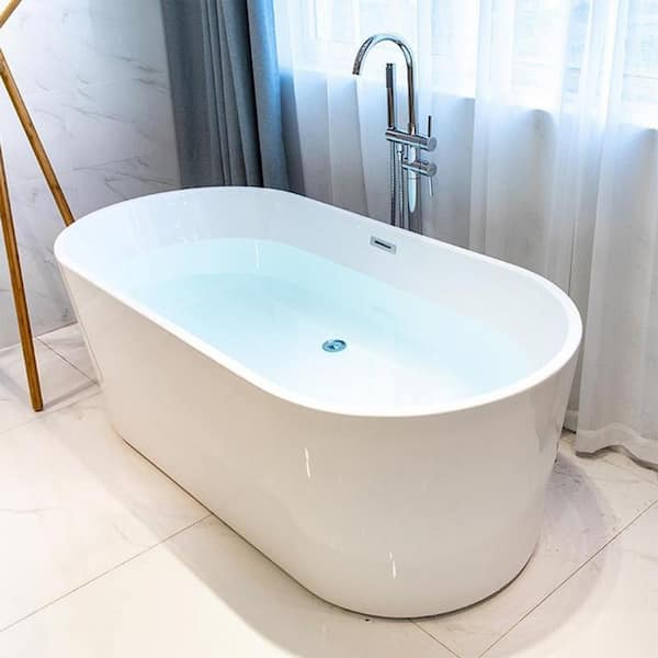 Vanity Art Bordeaux 67 in. Acrylic Flatbottom Freestanding Bathtub in White/Polished Chrome