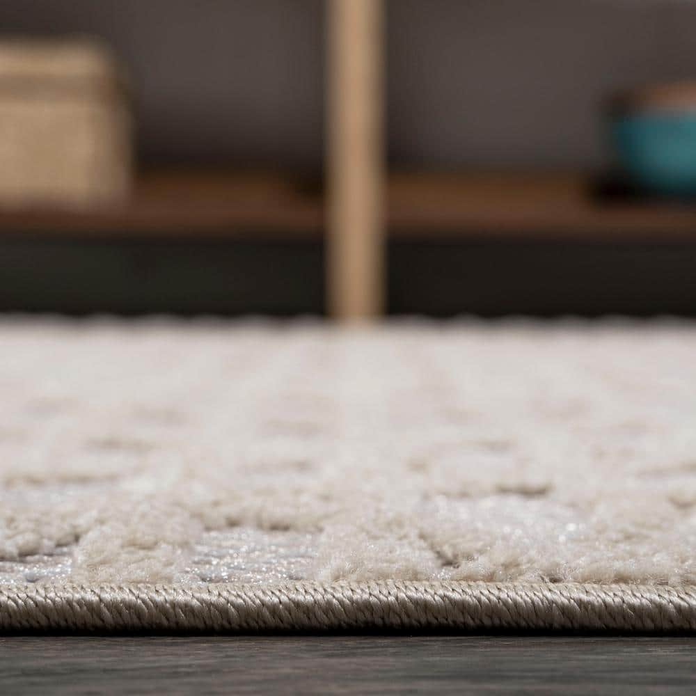 Modern Bohemian Ivory Diamond Synthetic 3x5 Area Rug