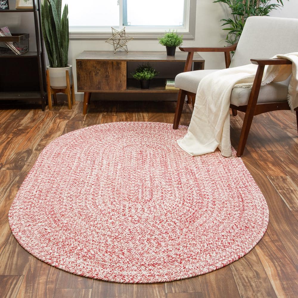 Handmade Red and White Braided Oval Cotton Rug 3' x 5'
