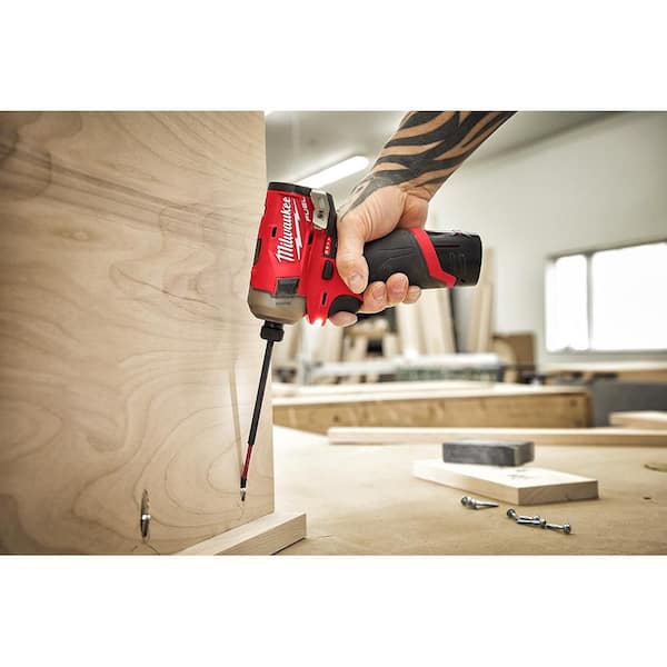 Milwaukee - M12 FUEL SURGE 12V Lithium-Ion Brushless Cordless 1/4 in. Hex Impact Driver Compact Kit w/Two 2.0Ah Batteries, Bag