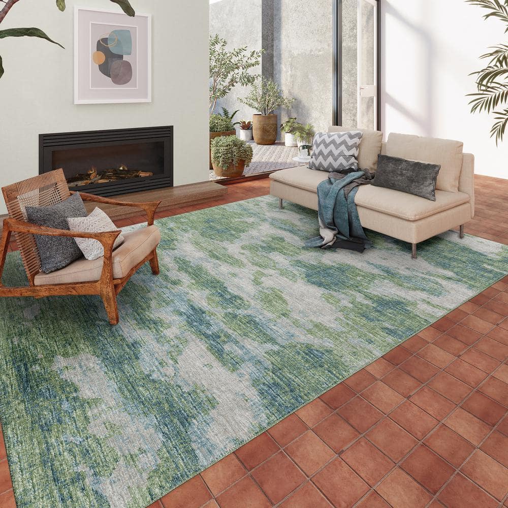 Abstract Elegance Green Chenille 10' x 14' Machine-Woven Rug