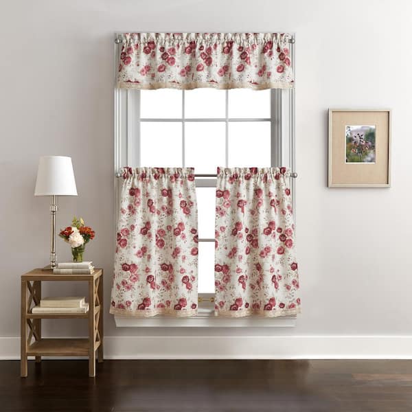 ANTIQUE ROSE TAIL VAL RED