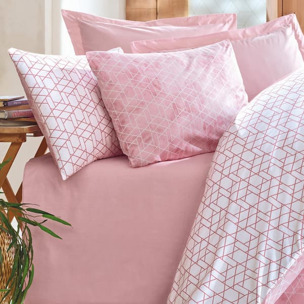 Peach Girl Duvet Cover Set : Pink, Queen Size Duvet Cover, 1 Duvet Cover, 1 Fitted Sheet and 2 Pillowcases, Iron Safe