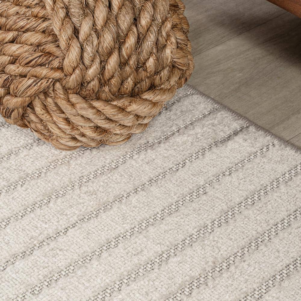 Ivory Geometric 8' x 10' Synthetic Washable Area Rug