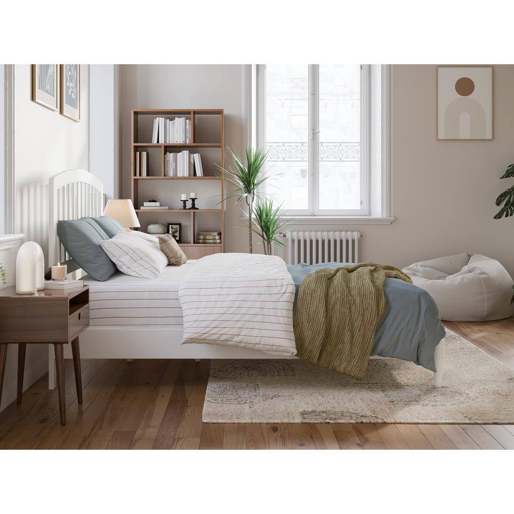 Quincy Full White Solid Wood Low Profile Platform Bed
