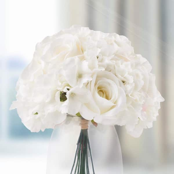 gardenia and hydrangea bouquet