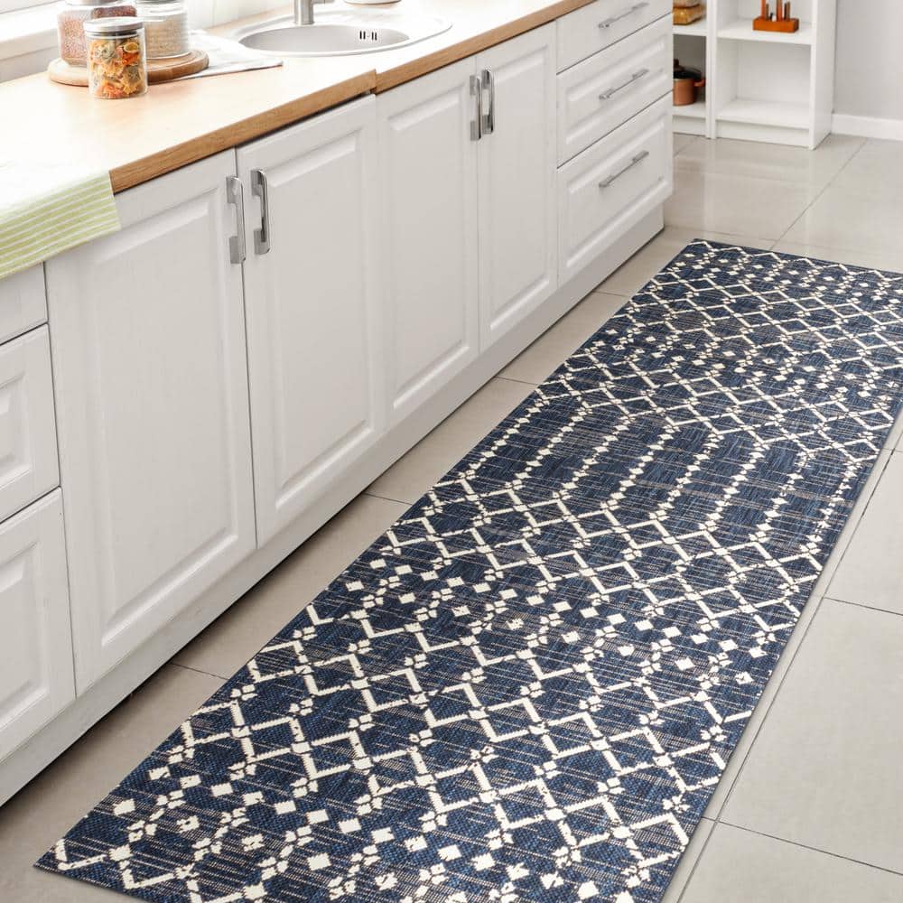 Boho-Chic Moroccan Tribal Navy/Beige Synthetic Area Rug