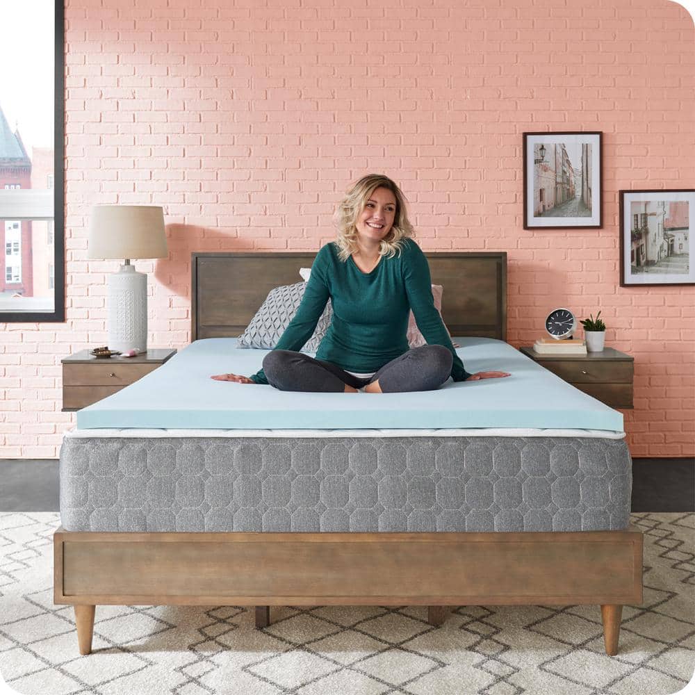 Sealy Dreamlife 2” Gel Memory Foam Queen Mattress Topper