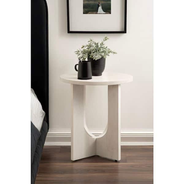 Kate and Laurel Sureda 20 in. White Oval Solid Wood End Table