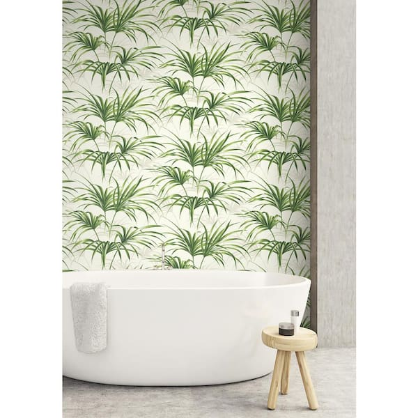  Sage Green Bath Mat，Tropical White Palm Leaf