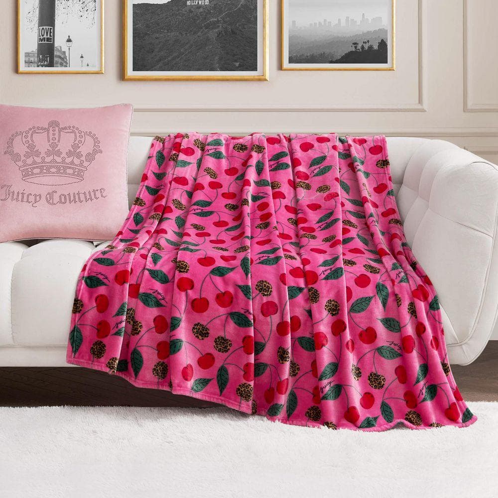 JUICY COUTURE Cheetah Cherry Bold Pink Plush 60 in. x 70 in