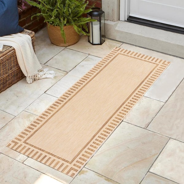 Paseo Kiano Sand/Chestnut 2 ft. x 6 ft. Striped Border Indoor/Outdoor Runner Rug